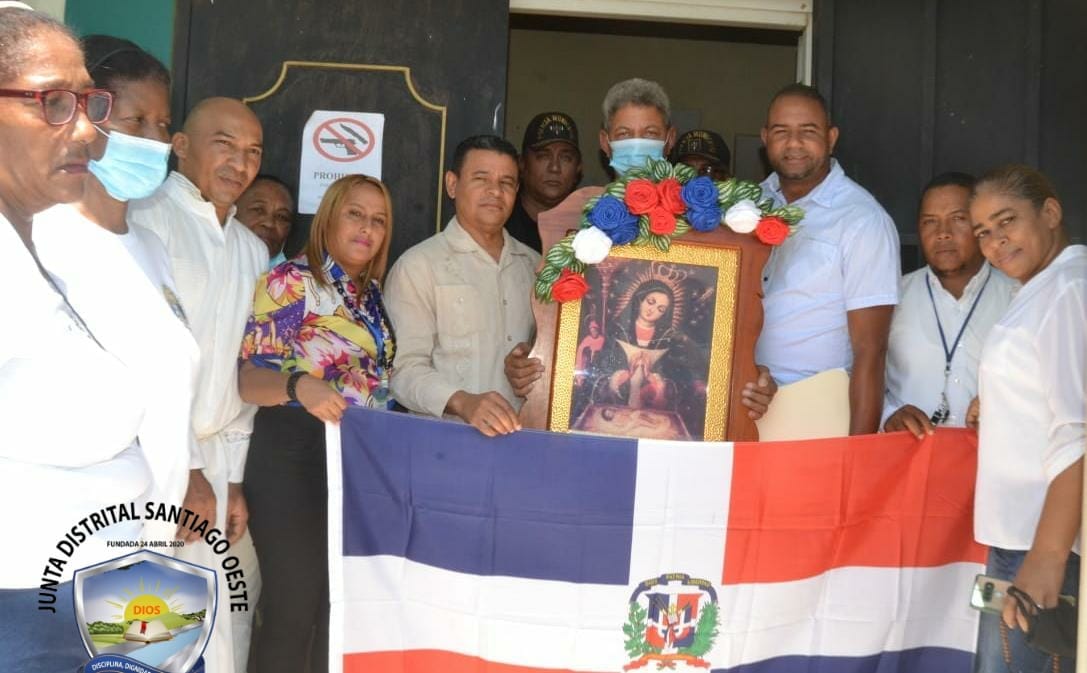 Alcalde recibe feligreses de la Parroquia Beato Mártir Julio Bonnaud