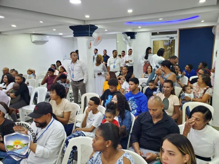 Inauguración de la Iglesia Gestión que Sana la Tierra (GST) en Santiago Oeste